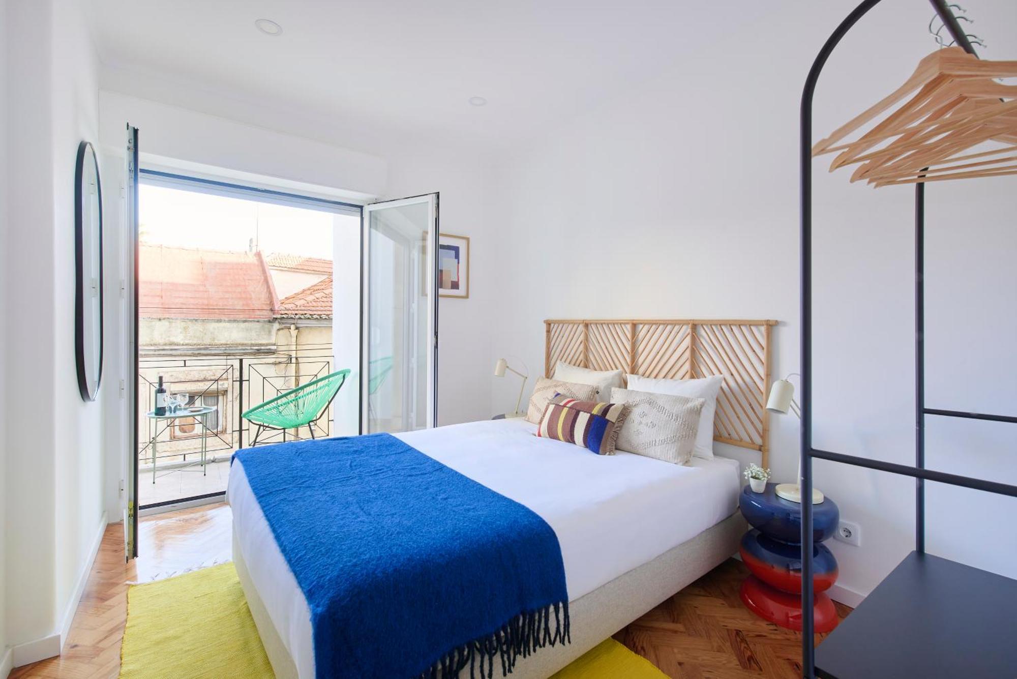 Apartamento Charming Graca Flat W Balcony, By Timecooler